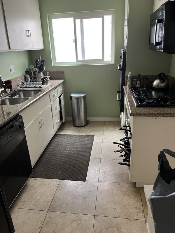 'Westside Room Near UCLA' Room to Rent from SpareRoom