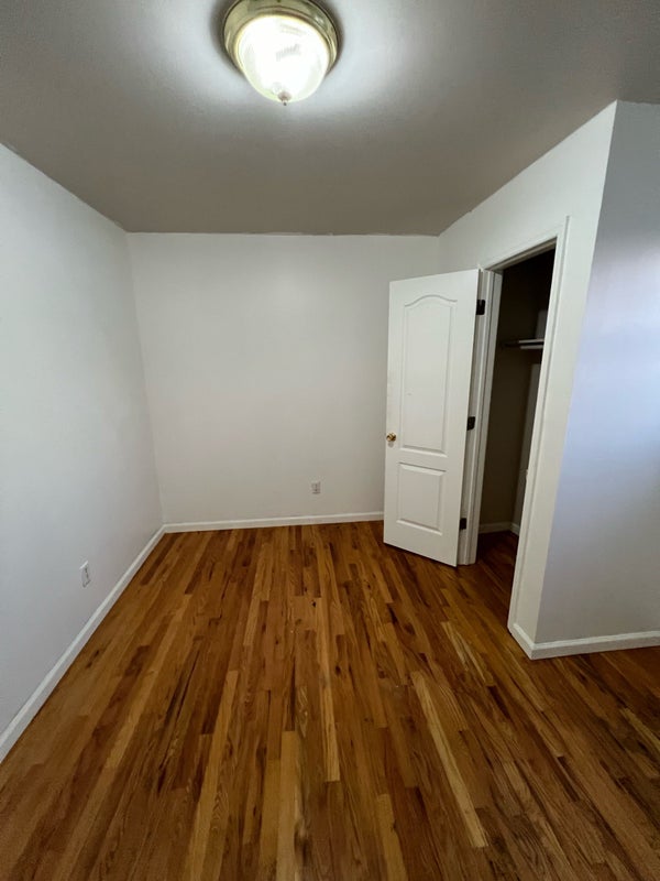 'Seeking roommate for spare room' Room to Rent from SpareRoom