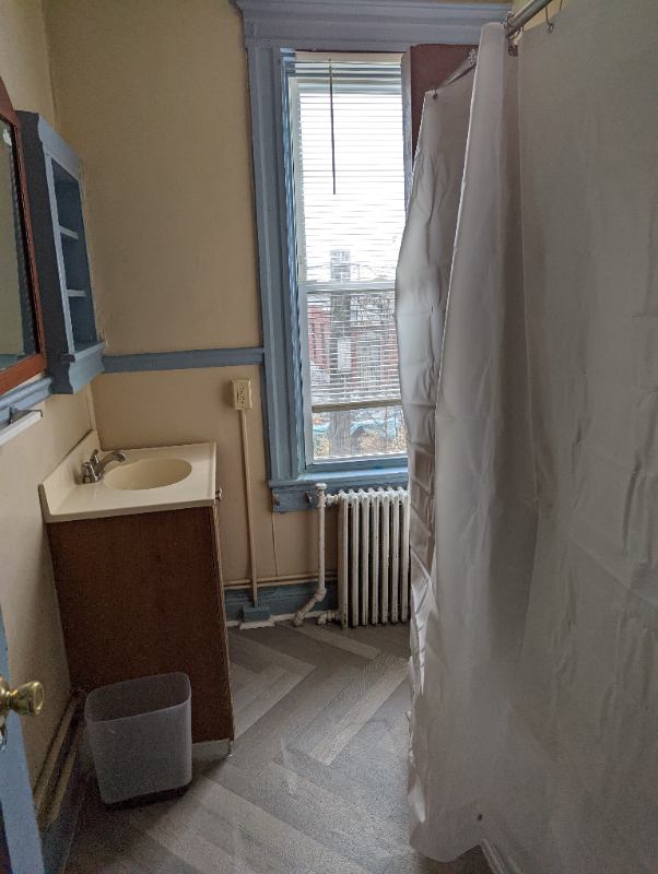 '1775 Homestead St Clean Updated Private Rooms' Room to Rent from SpareRoom