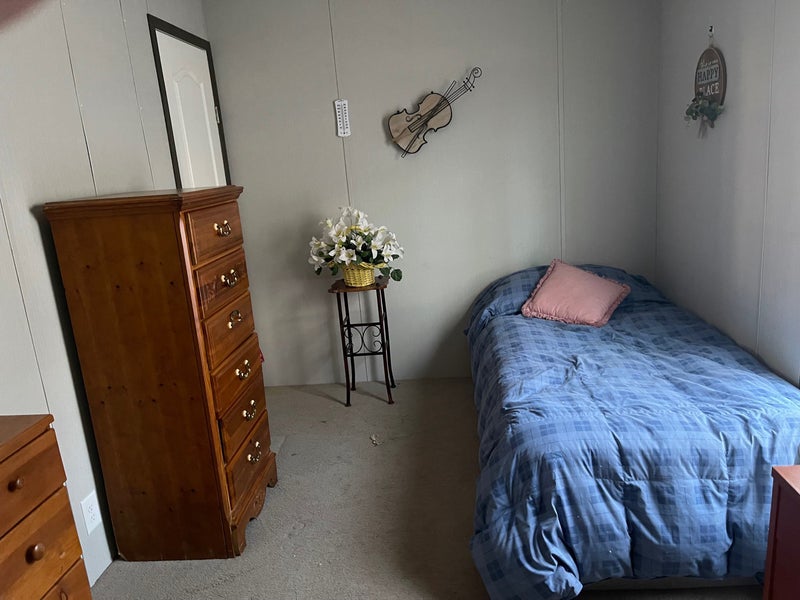 Rooms For Rent With Private Bathroom And Entrance