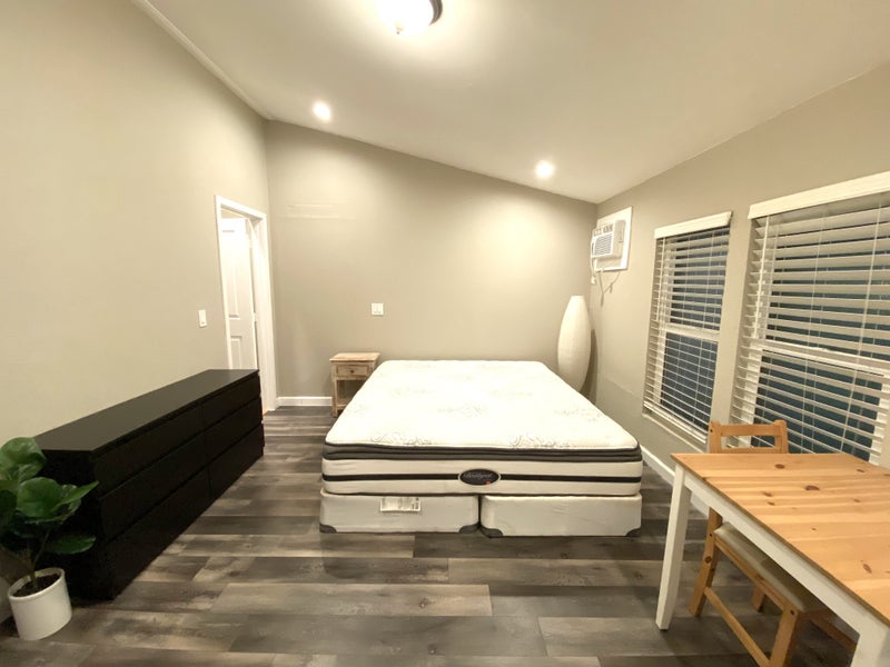 'A Furnished Master Bedroom with Private Entrance.' Room to Rent from ...