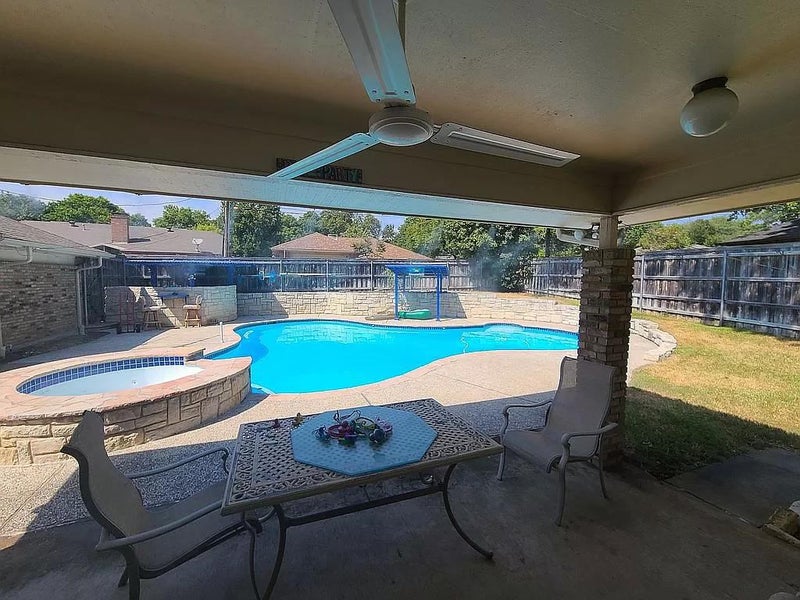 'Room for rent Duncanville' Room to Rent from SpareRoom