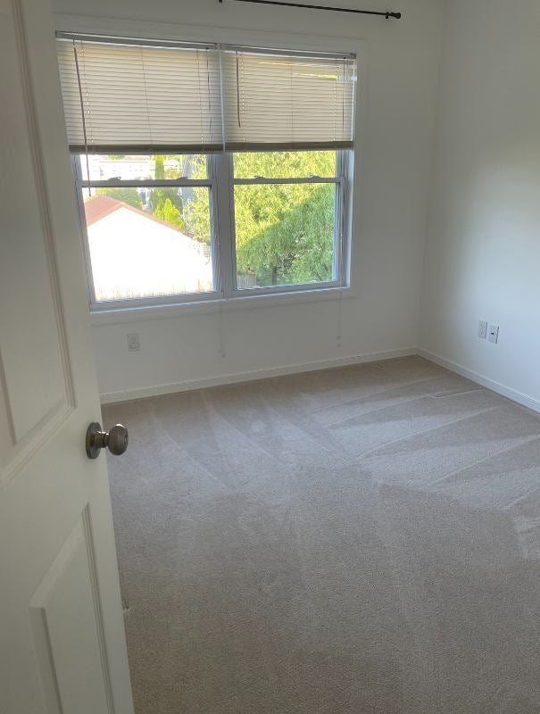 'Room For Rent in a shared apartment space ( Femal' Room to Rent from ...