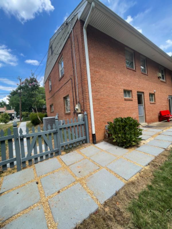 Apa House Rent 'Cozy And Modern Furnished 1-Bedroom In A 2-Br Apa' Room to Rent from ...