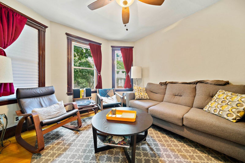 'Room for Rent Near Green Line Extension' Room to Rent from SpareRoom