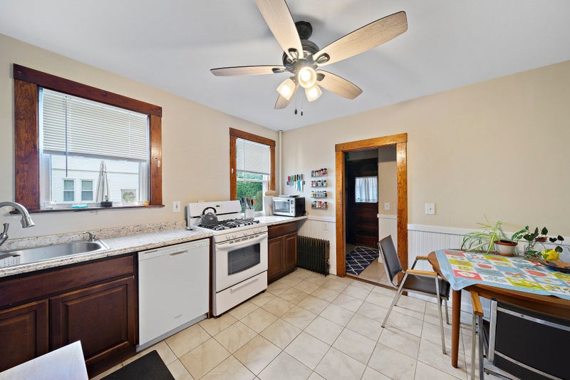 'Room for Rent Near Green Line Extension' Room to Rent from SpareRoom