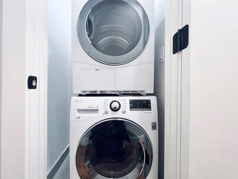 'Prime Bedstuy Room, Washer & dryer, AC, 2Bath 310' Room to Rent from