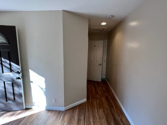 Visual Reference: Separate Entrance Master Bedroom Bath Room To Rent From Spareroom