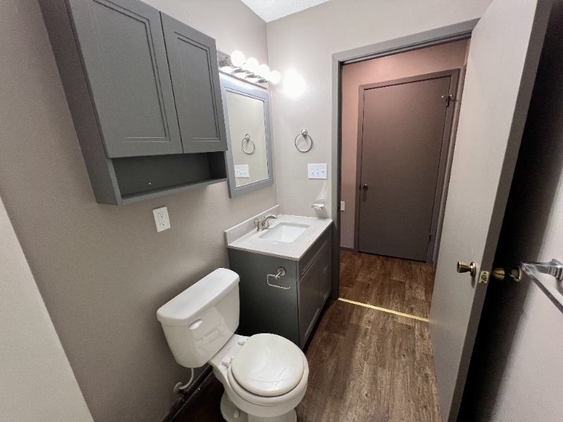 'Spacious 1 Bedroom Apartment for Rent ' Room to Rent from