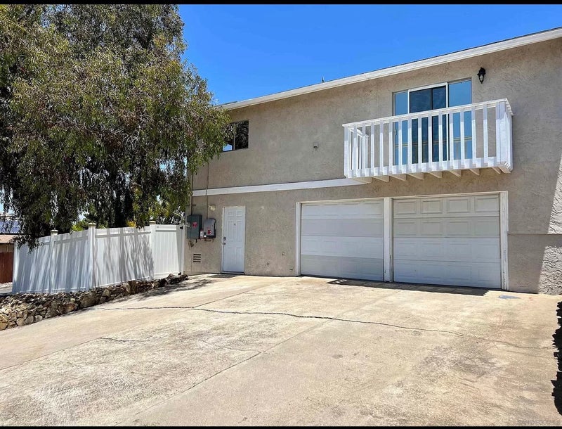 'Dictionary Hill Spring Valley Amazing View ' Room to Rent from SpareRoom