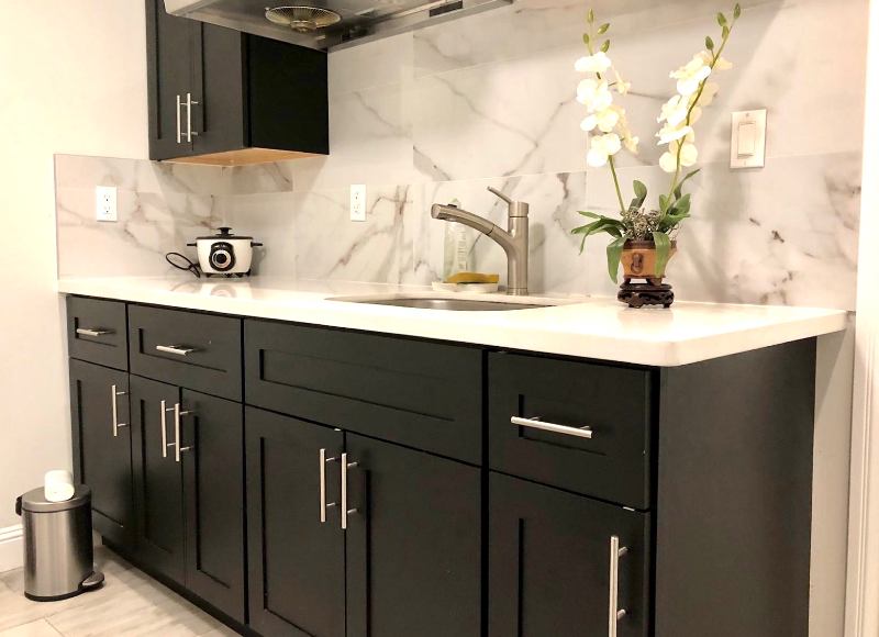 'Room with Private Bathroom at Sunset' Room to Rent from SpareRoom