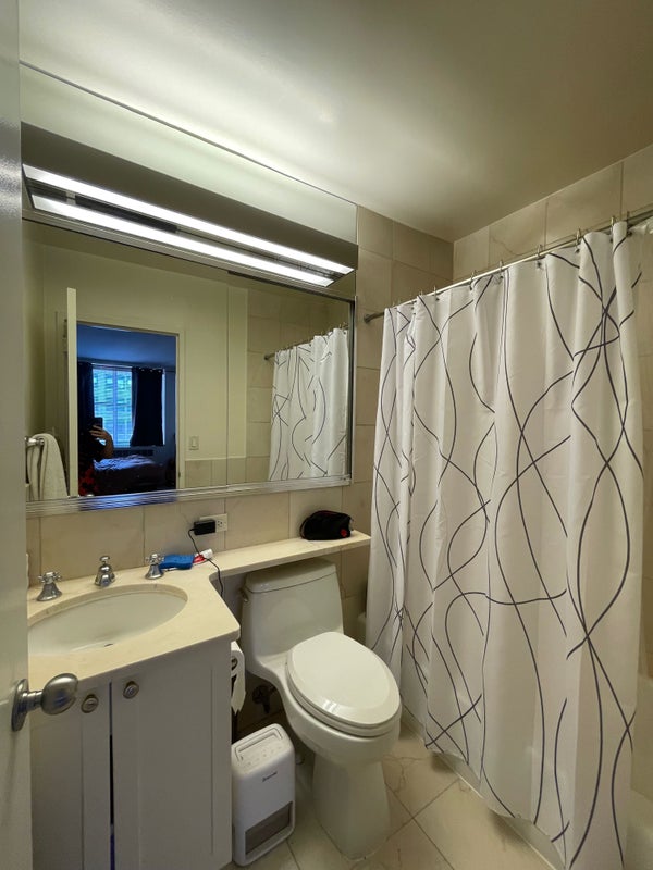 'Spacious Room in Midtown East' Room to Rent from SpareRoom