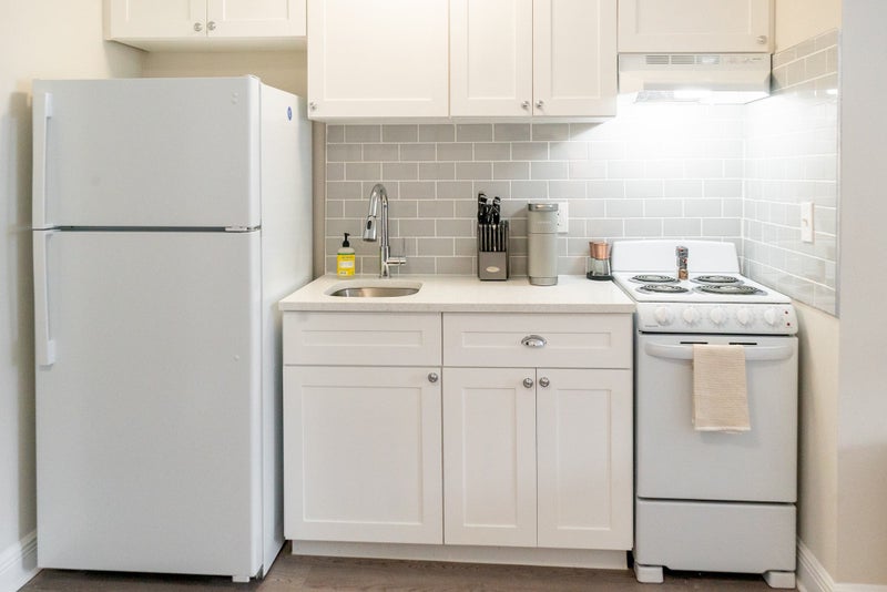 'Furnished Apartment For Rent In St. Petersburg' Room to Rent from