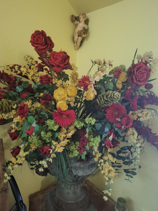 'Beautiful New Condo' Room to Rent from SpareRoom