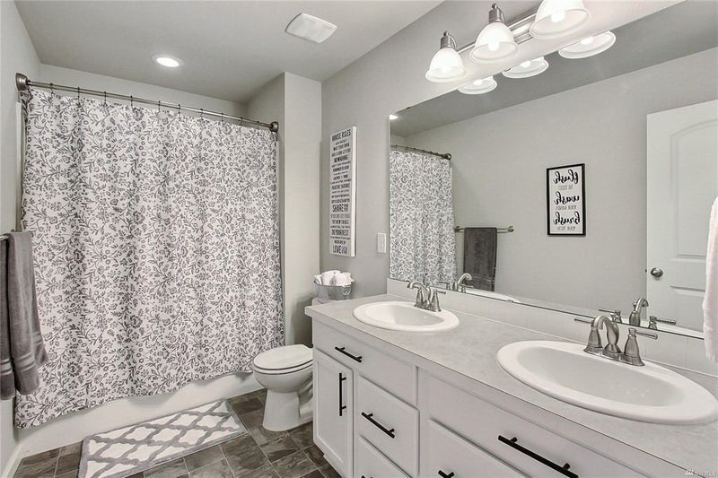 'Beautiful Lacey Home Near JBLM ' Room to Rent from SpareRoom