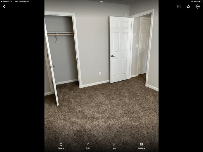 'One Bedroom Shared Bathroom in a house with 2 othe' Room to Rent from