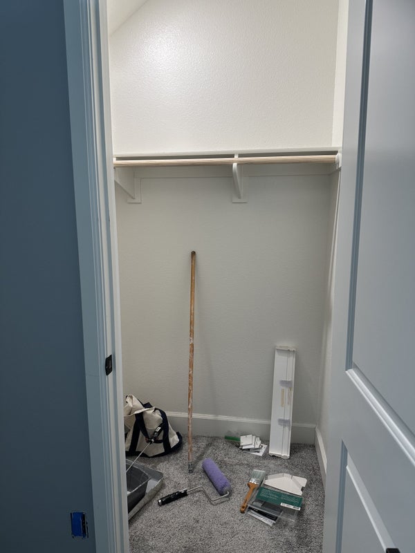 'Private Room/Private Bath ' Room to Rent from SpareRoom