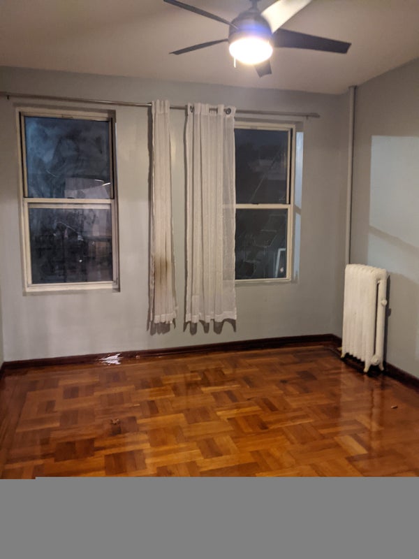 'Large Spacious Room For Rent Dec 2024 in Brooklyn' Room to Rent from