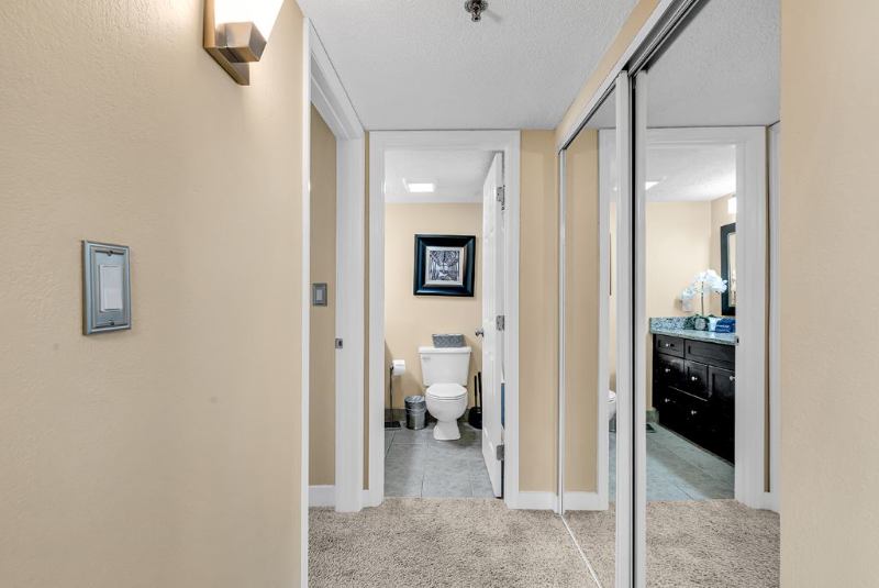 'Small Dog Friendly _Bedroom Condo for Snowbirds or' Room to Rent from