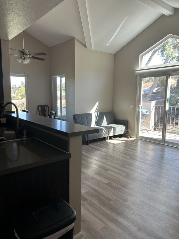 'Single Room in 2 bed apartment Rancho California' Room to Rent from