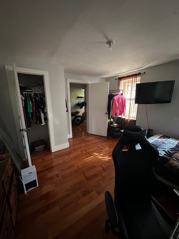 'Sublet for rent ASAP move in' Room to Rent from SpareRoom
