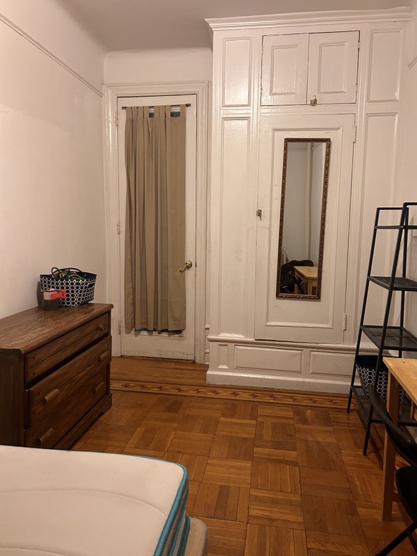 '1BR in a 3BR Fully Furnished Flexible Sublet Apt' Room to Rent from