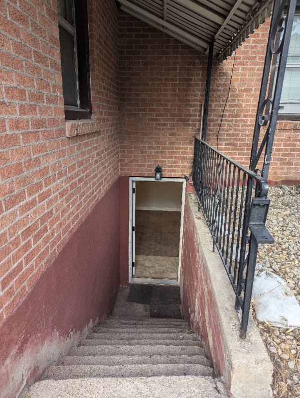 '1 Bed 1 Bath Basement Apartment ' Room to Rent from SpareRoom