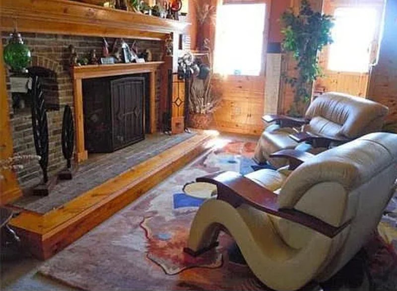 'Live at the beach! Life is good!' Room to Rent from SpareRoom