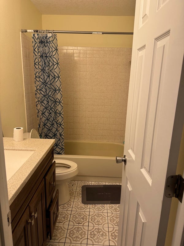 quiet 2 bed 2 bath' Room to Rent from SpareRoom