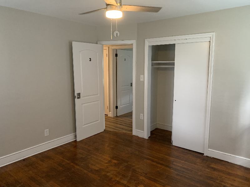 'Standard Room Rental fully furnished with utiliti' Room to Rent from ...