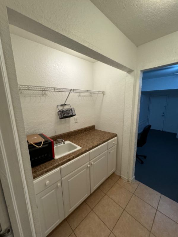 'Efficiency ' Room to Rent from SpareRoom