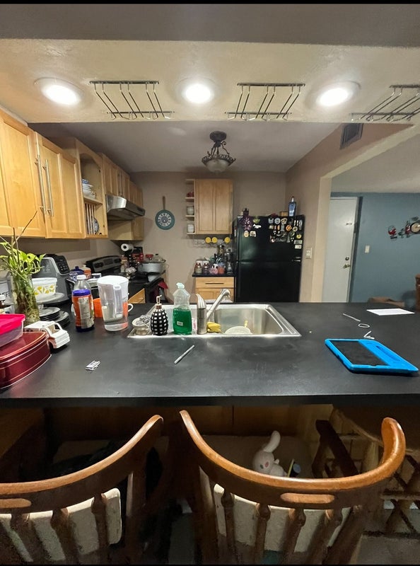 'Quiet Room in Comfortable Apartment' Room to Rent from SpareRoom