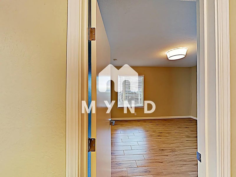 '1,825 1BR Lease Takeover (optional 1yr renewal)' Room to Rent from