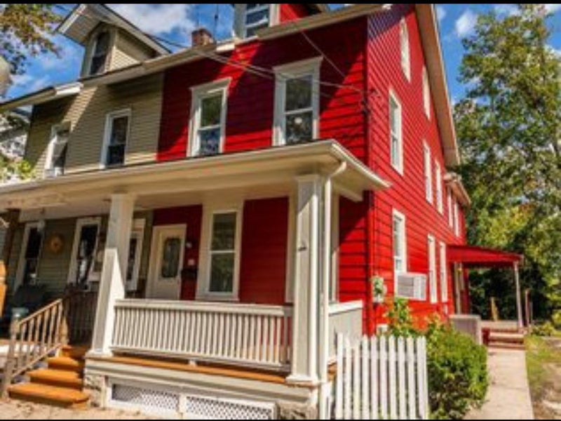 'Homely Room Near Historic Downtown Mt Holly' Room to Rent from SpareRoom