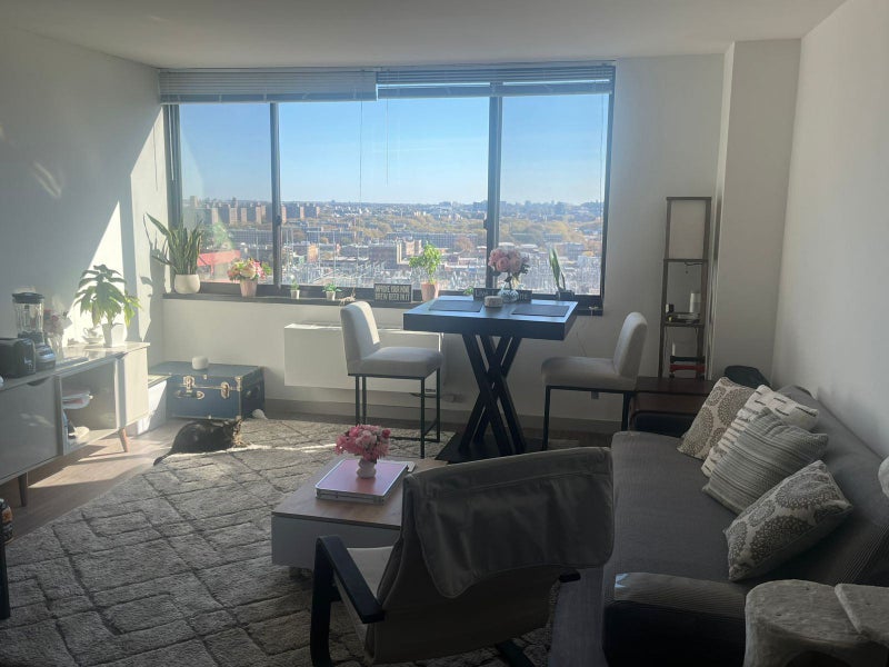 'Room in luxury building on Roosevelt Island' Room to Rent from SpareRoom