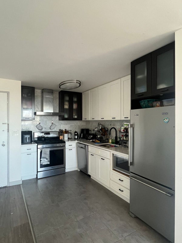 'Room in luxury building on Roosevelt Island' Room to Rent from SpareRoom