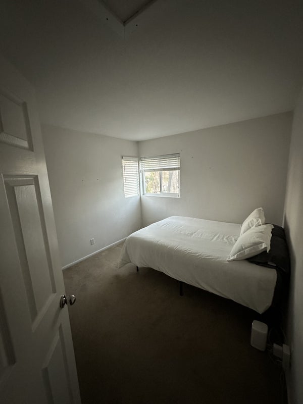 'Room for Rent! Laguna Niguel 1200' Room to Rent from SpareRoom