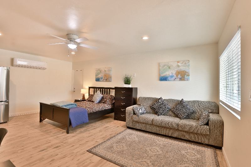 'Fully furnished studio with utilities included nea' Room to Rent from ...