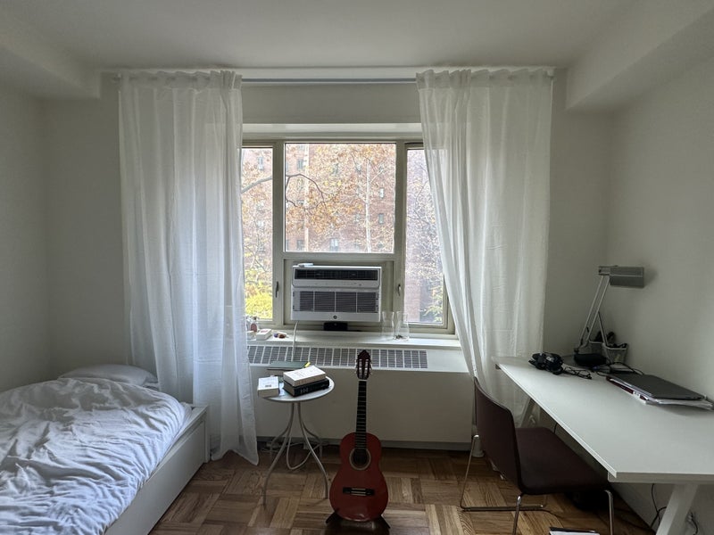 'Bright, Spacious Room in StuyTown – Summer Sublet ' Room to Rent from ...