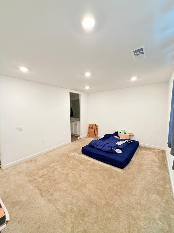 Immediate Move In 'Immediate Move in San Diego' Room to Rent from SpareRoom