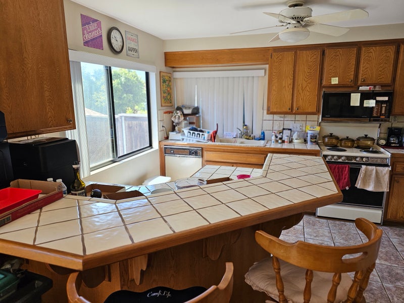 '2 Rooms Available in Single Story House' Room to Rent from SpareRoom