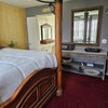 Photo 4: microwave and hot plate