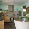 Photo 8: kitchen