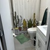 Photo 8: 1rst bathroom