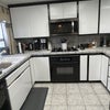 Photo 5: Kitchen