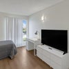 Photo 6: Private Room 2
