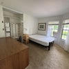 Photo 2: Large room, nice light 