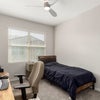 Photo 4: The twin room.