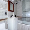 Photo 6: Full bath