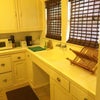 Photo 2: Kitchen